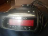 Radiobudzik Clatronic