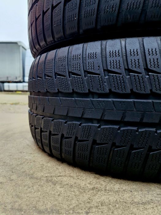 Продам шини Falken HS449 eurowinter 245/45/17