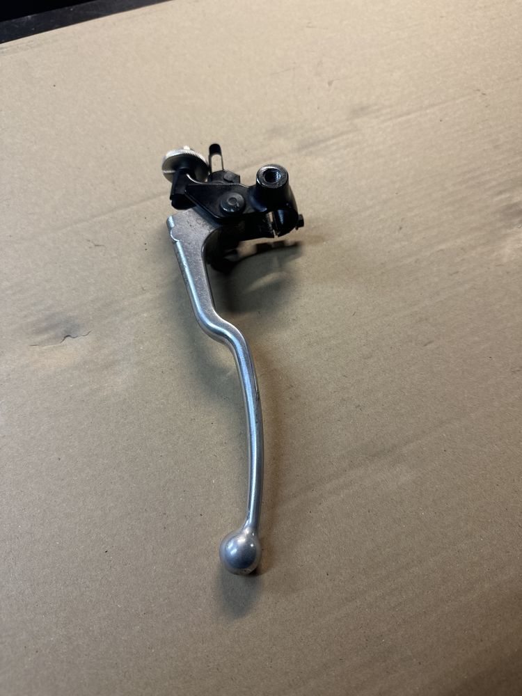 YAMAHA MT-07 TRACER 16-19 KLAMKA DŹWIGNIA Sprzęgła Mocowanie Czujnik