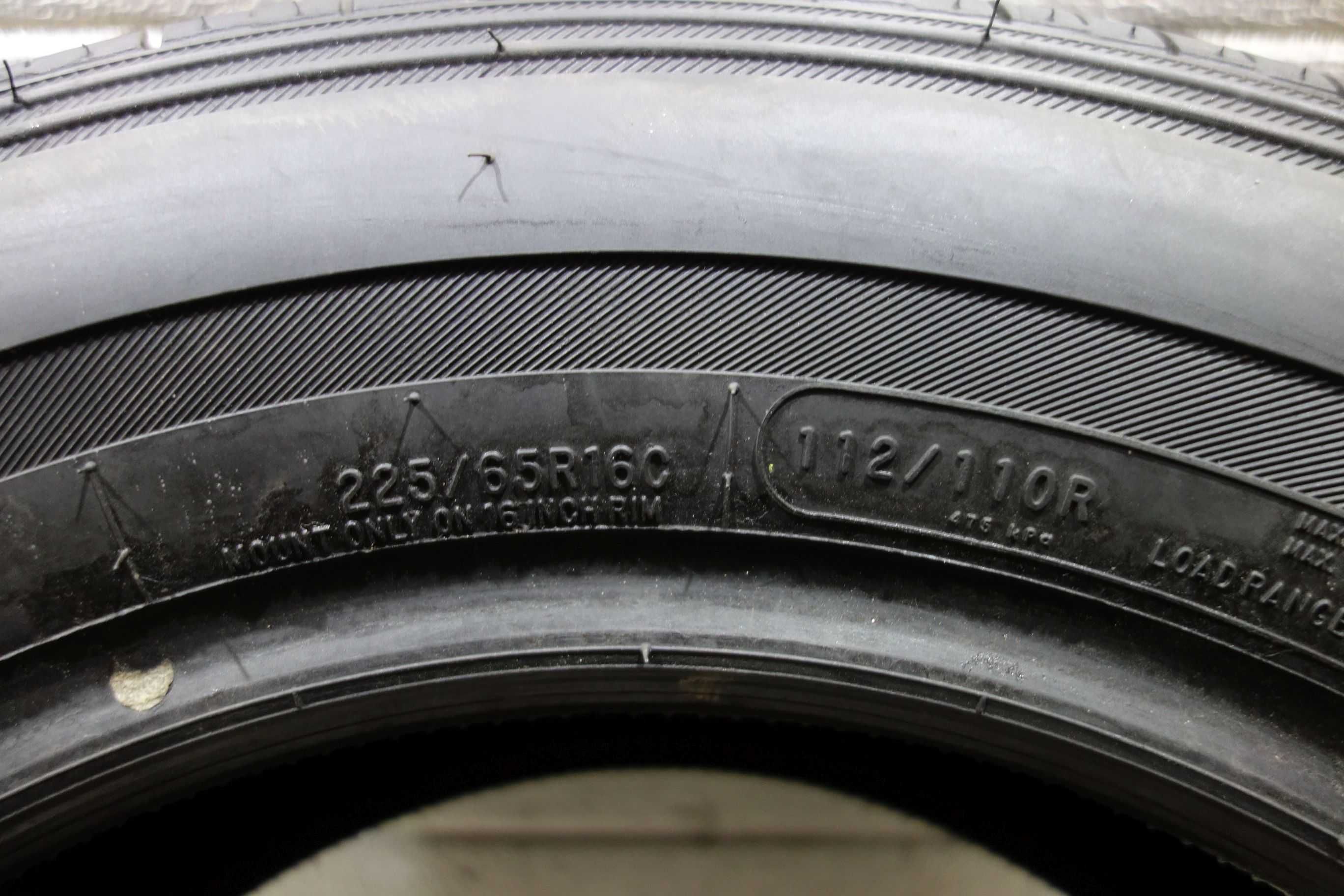 225/65R16C Opona letnia używana Avon AV12 2023r 9,9mm (B5)