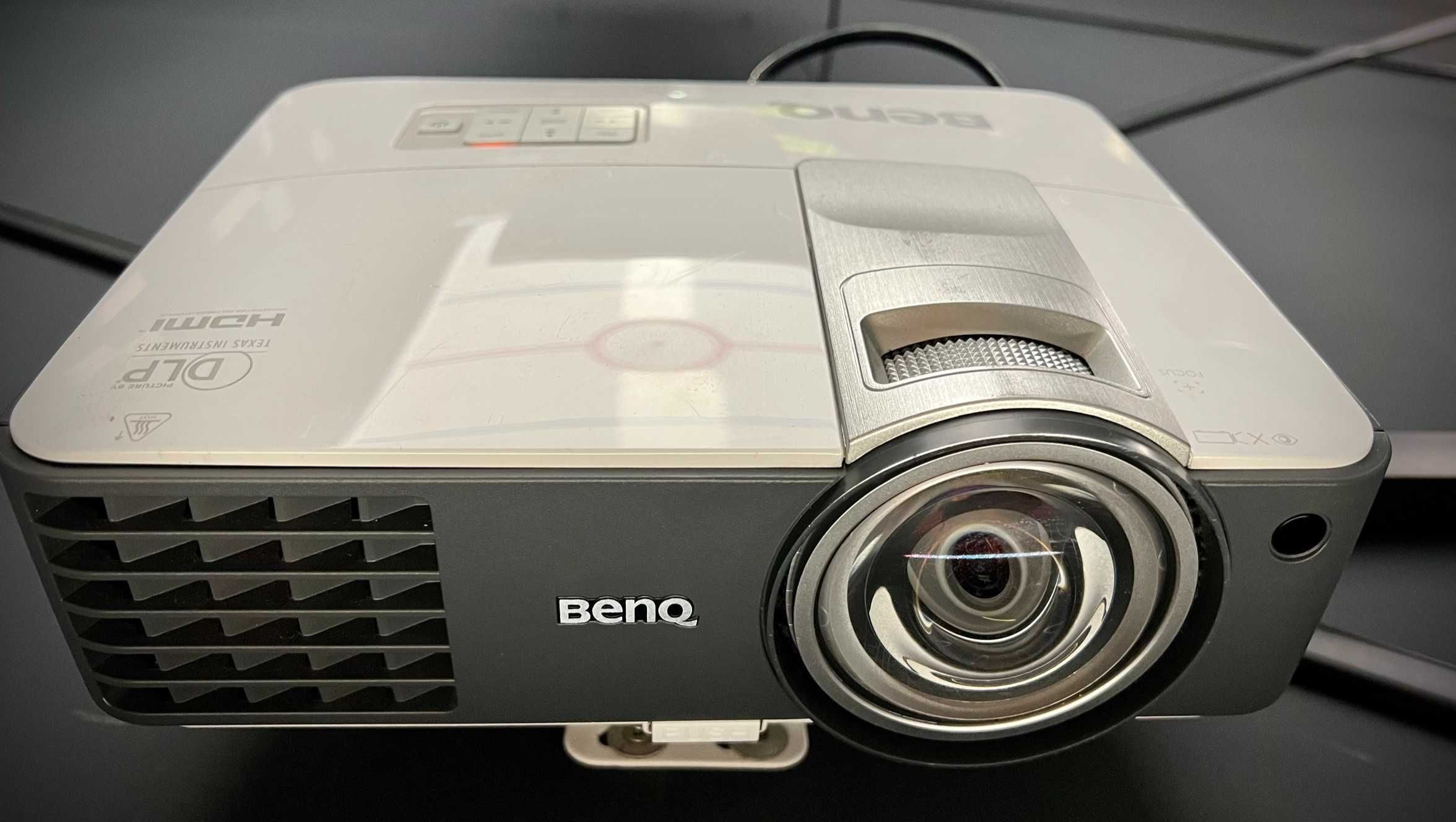 Projektor BenQ MW820ST