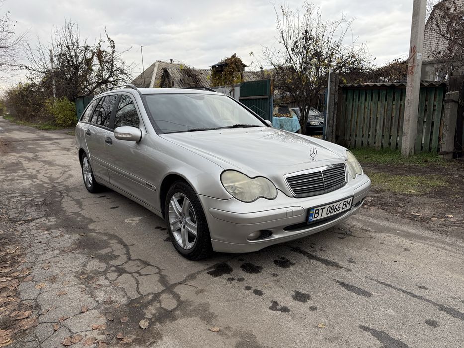 Мерседес с270 ідеальний стан на автоматі