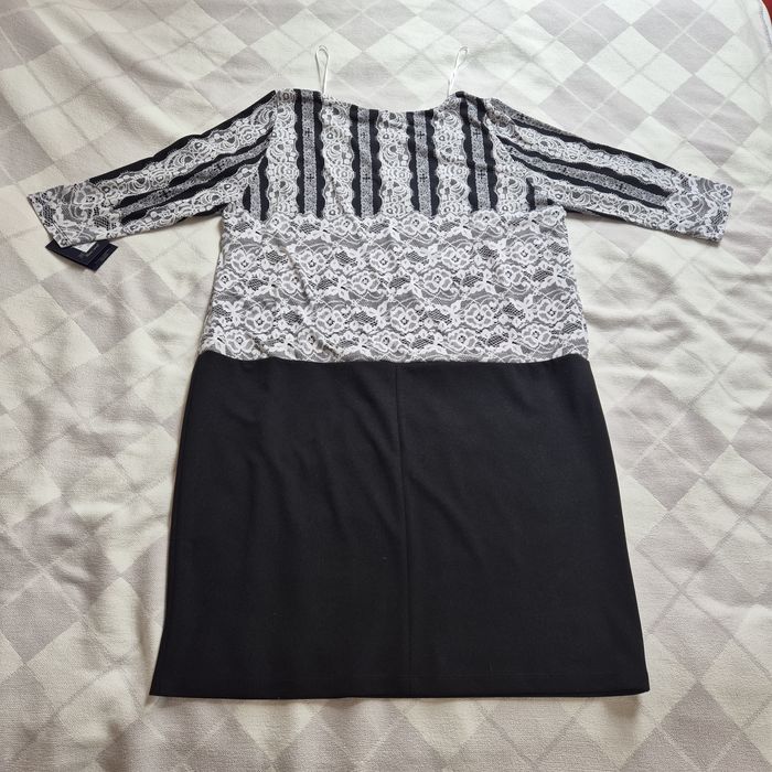 Sukienka, nowa r. 54, 7XL, czarno-biała, piękna