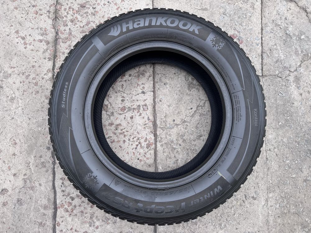 195/65 r15 Hankook Winter i*cept RS2 зима (4.5 мм.) 2018 год комплект