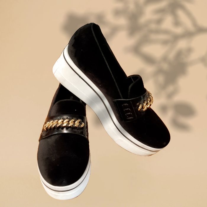 Лофери бренду Стелла Маккартні