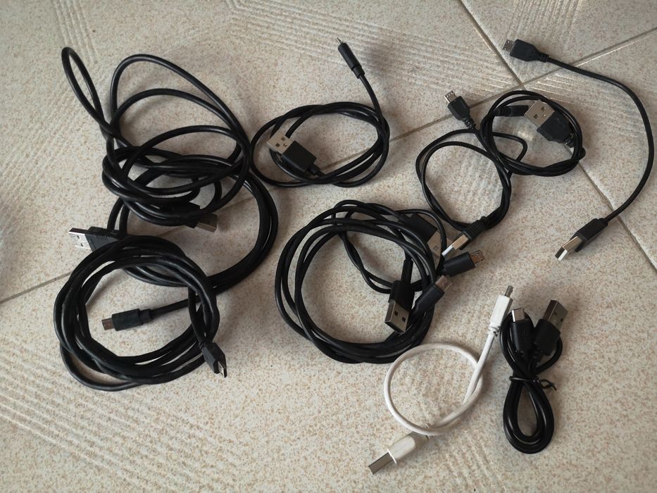 Cabos elétricos e eletrónicos diversos