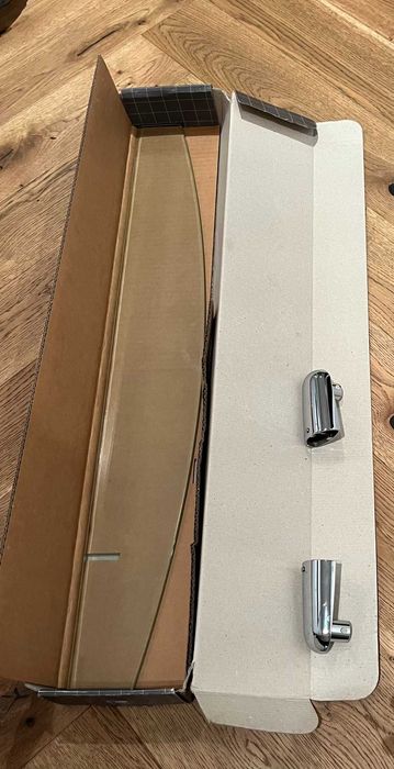 Szklana półka łazienkowa Hansgrohe – 80 cm