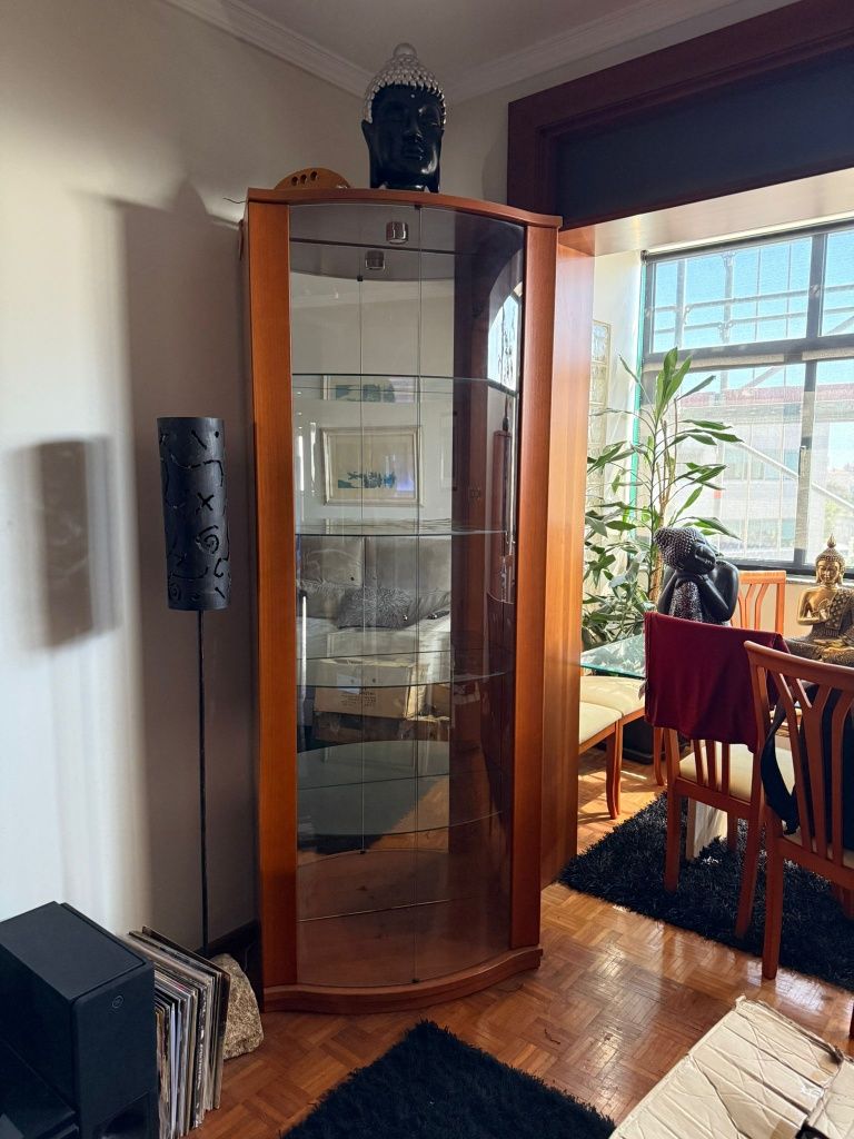 Móvel  de sala em cerejeira