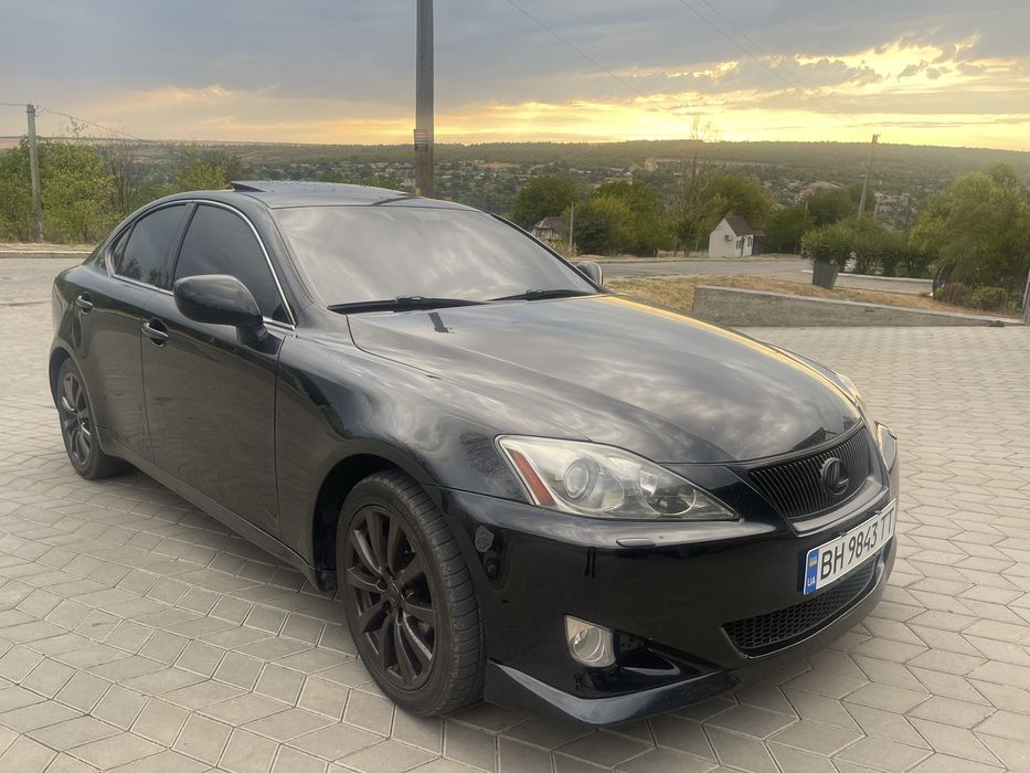 Lexus is250 на ПОЛНОМ приводе срочно