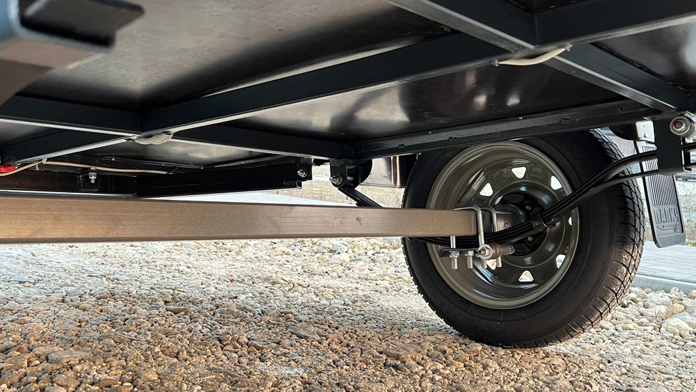 Продам прицепчіп до легкового авто 1,7 х 1,2м борт 60см  фанера