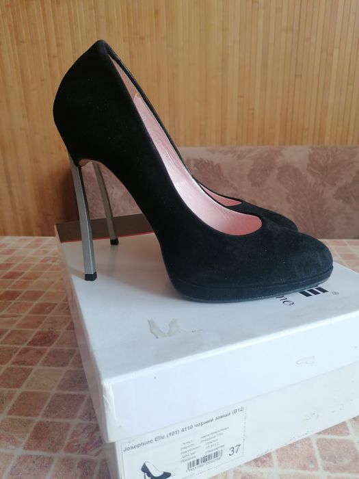 Туфлі лодочки на шпильці, замш, Casadei, 37 р.