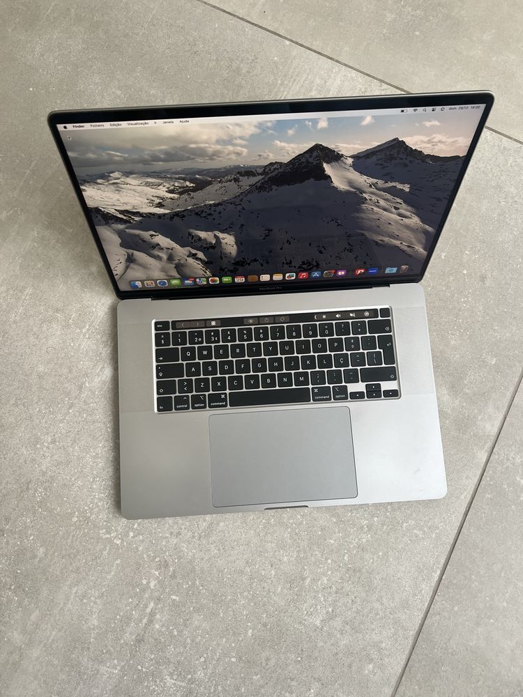 MacBook Pro 16" (2019) i7 2.6 GHz | 16GB | 1TB