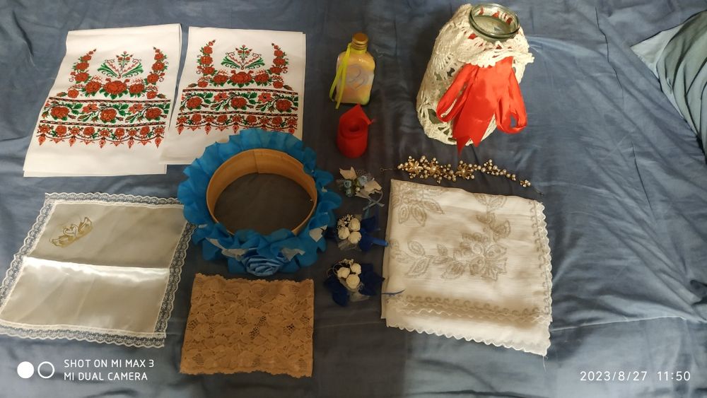 Свадебные аксессуары,сыто,бутылка с песком,полотенца на иконы,подвязка