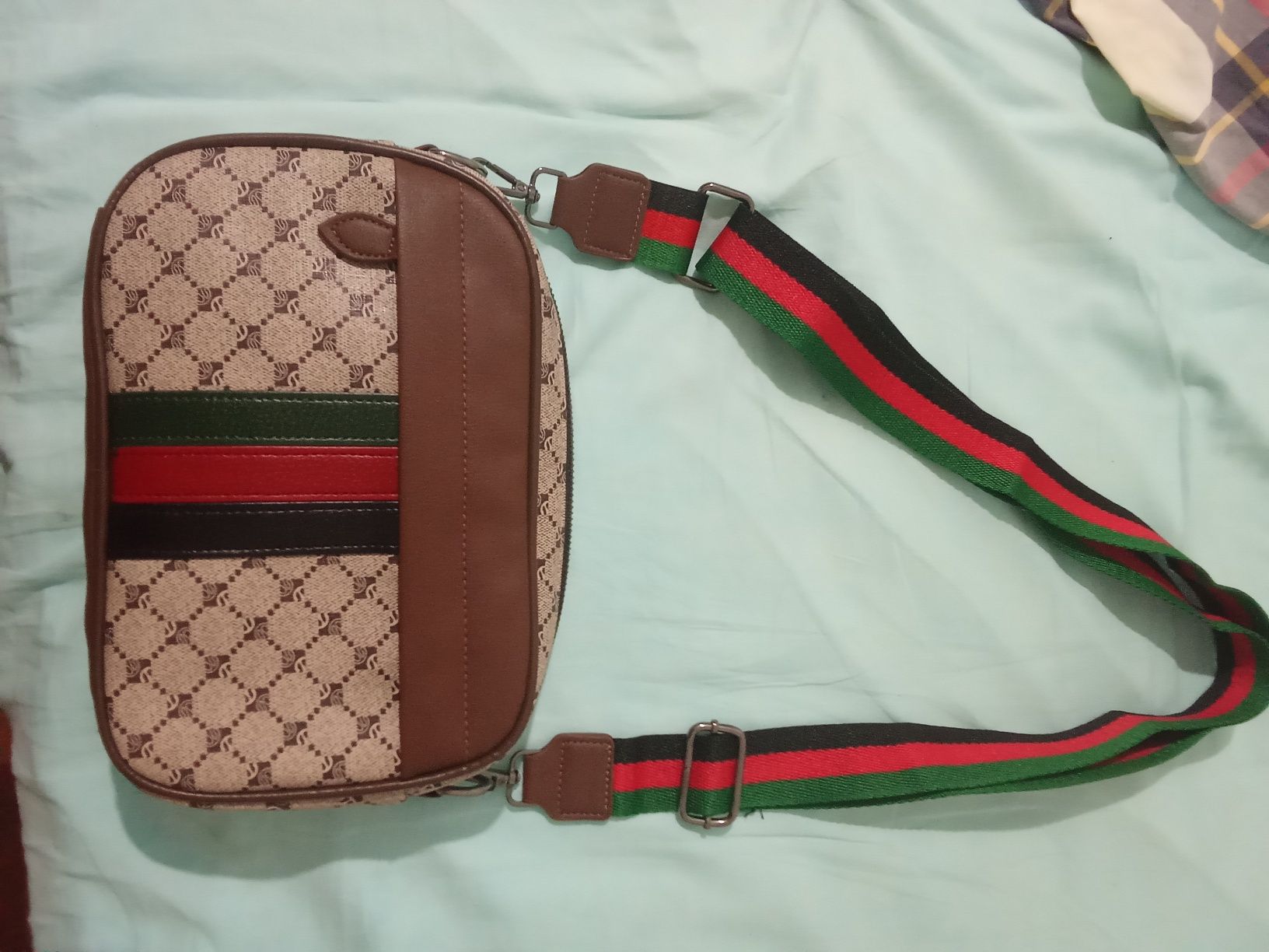 Bolsa tiracolo homem