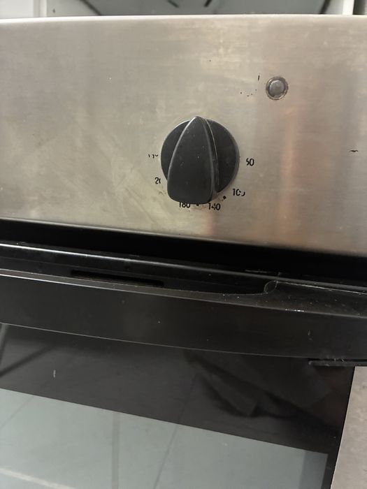 Forno indesit funciona