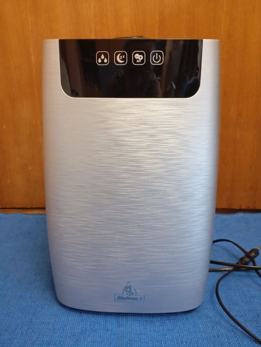 Зволожувач повітря,