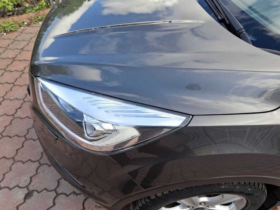 Автомобіль FORD KUGA