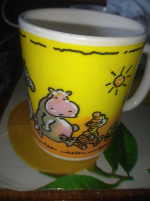 Продам  чашку для ребенка