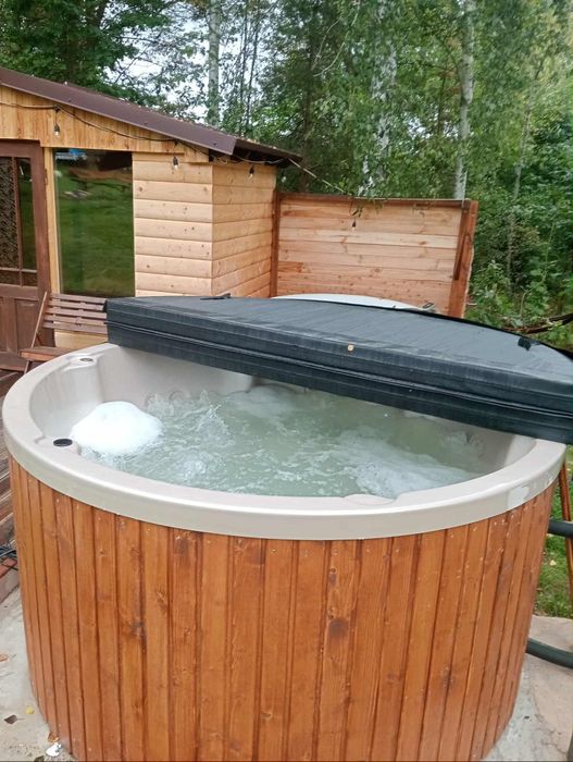 Domek na wzgórzu na Wieczór kawalerski, panieński.