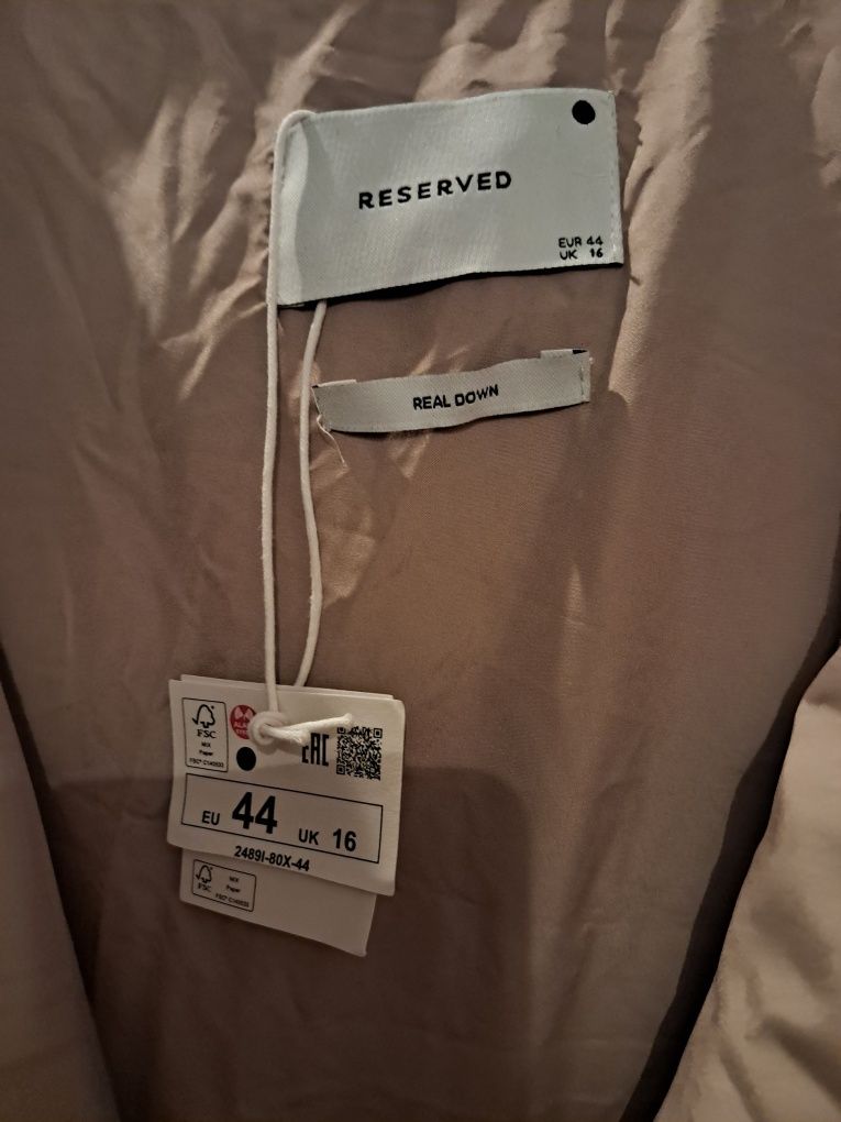 Plaszcz Damski puchowy z kapturem Reserved  rozm 44 Nowe!