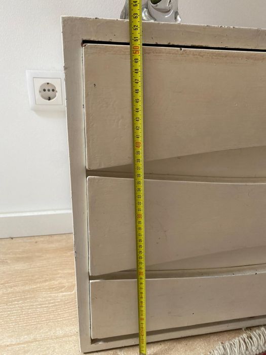 Cómoda Olaio pintada a branco