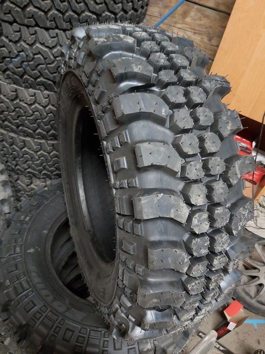 Opony Collin"s 225/70 R16 BREAKER MT/R 115/112Q Wzór Simex