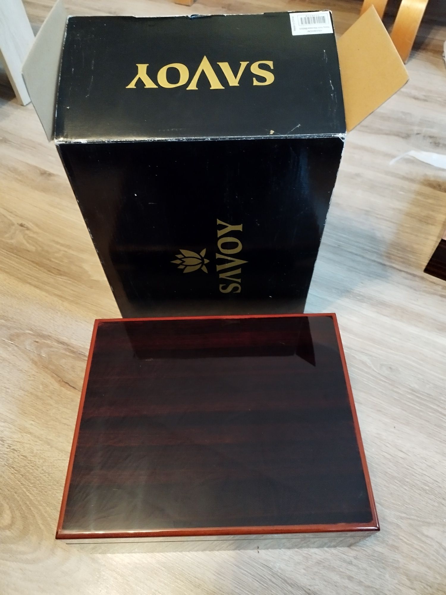 Humidor +nawilżacz+zegar (savoy )