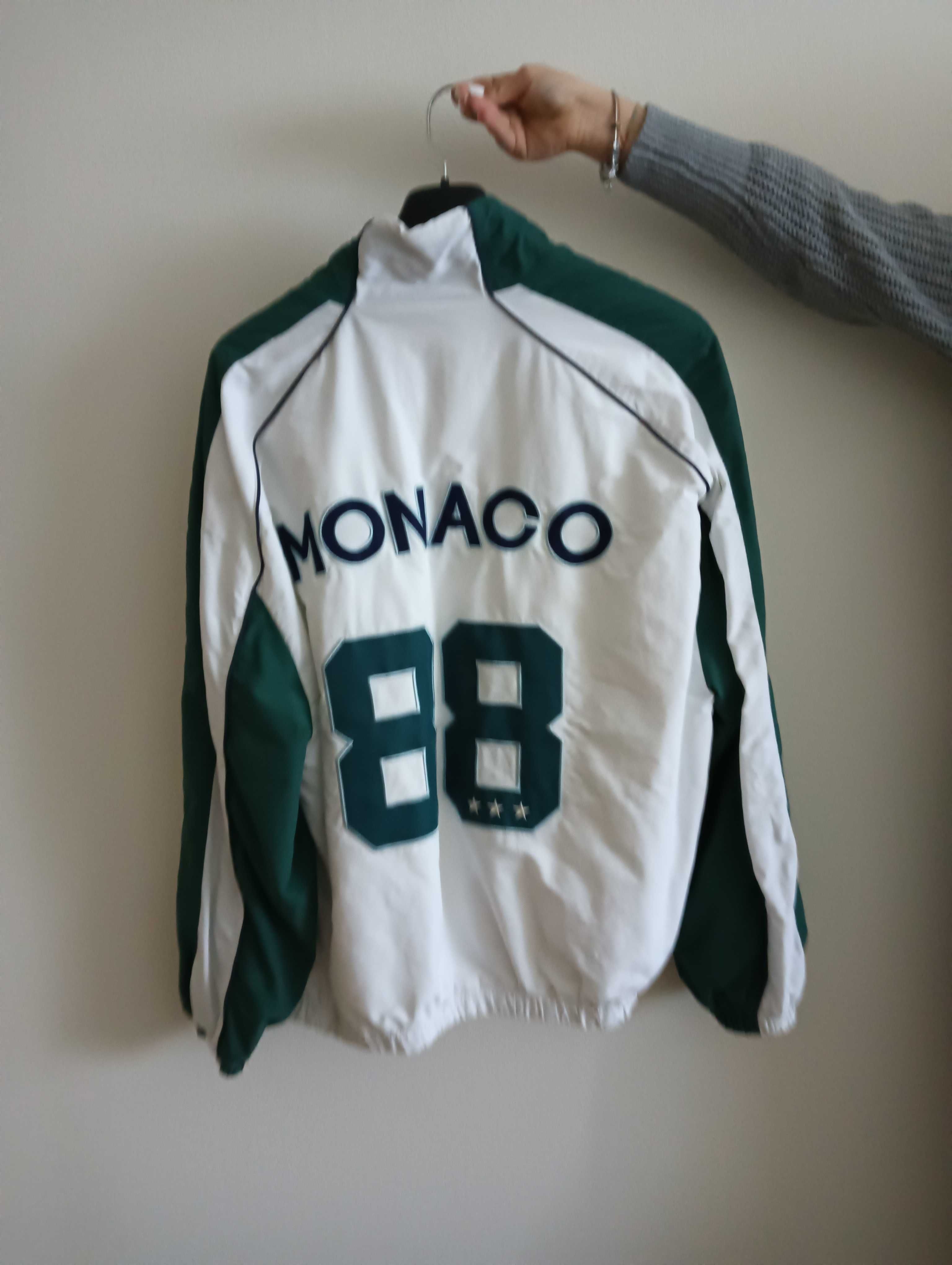 Casaco desportivo