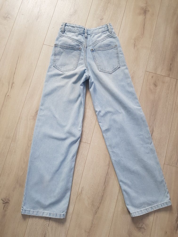 Spodnie jeansy flare Sinsay, rozmiar 32