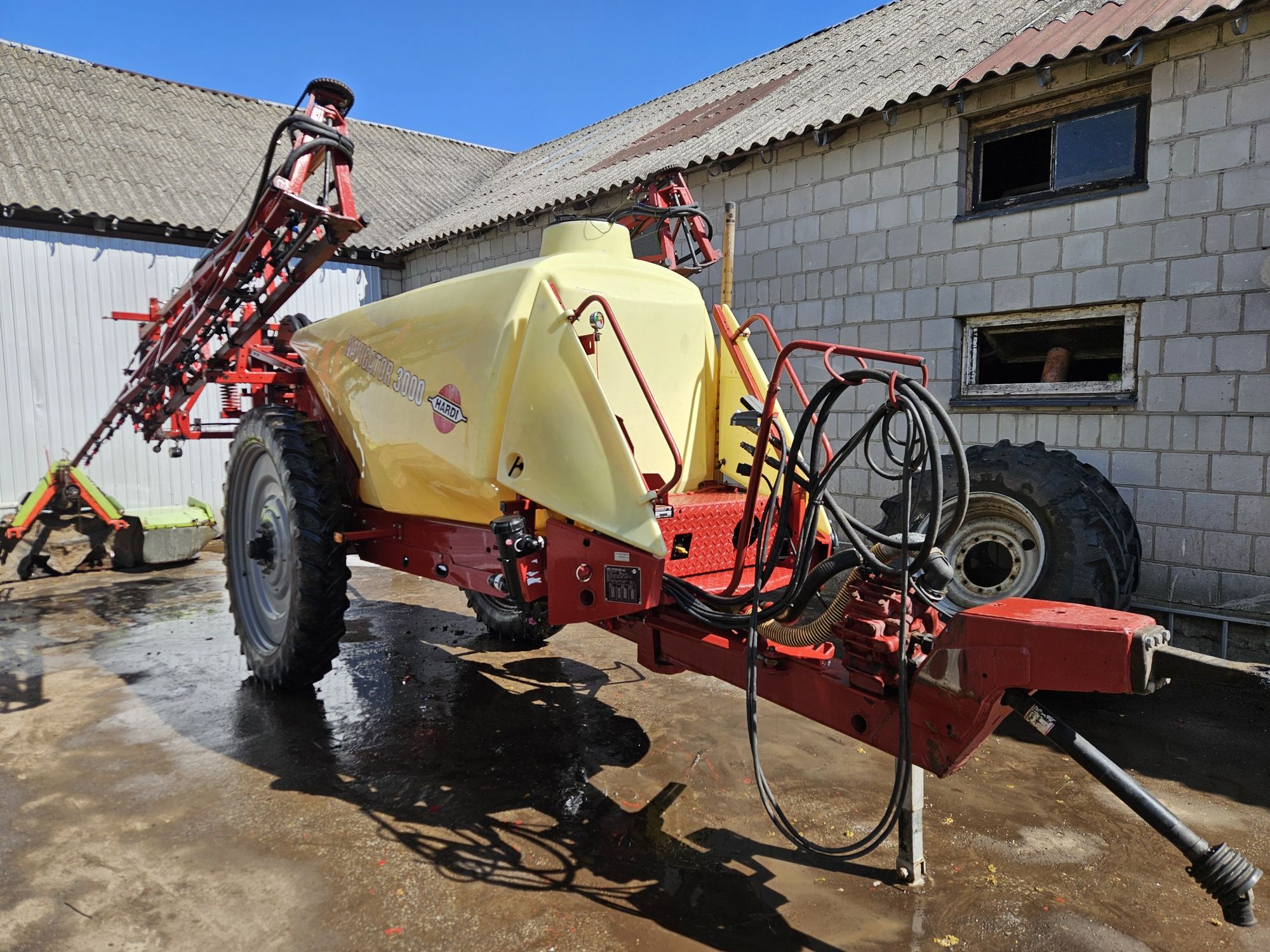 Opryskiwacz ciągany Hardi Navigator 3000 21m zamiana