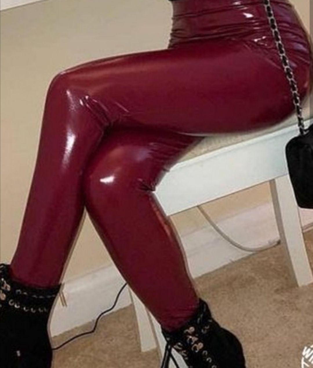 Leginsy latex wiśnia  wysyłka gratis