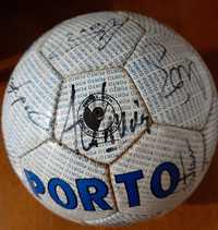 Bola autografada F.C.Porto.