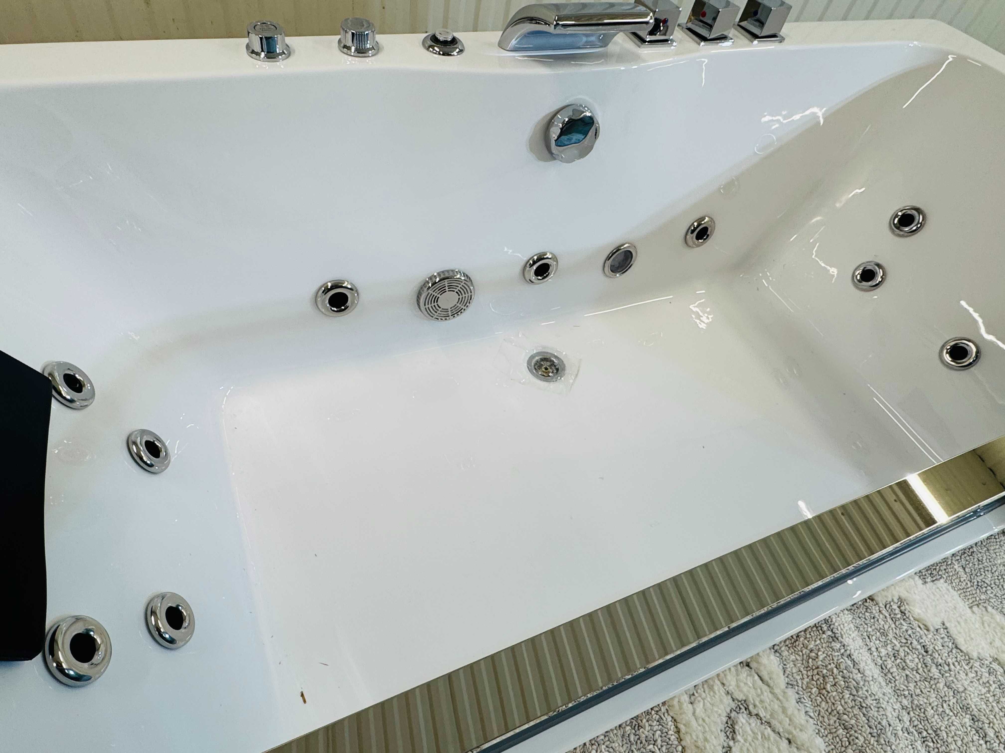 Wanna z hydromasażem Jacuzzi