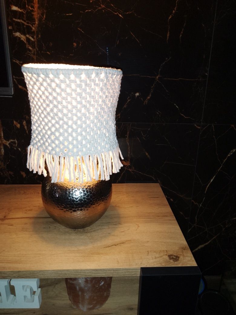 Lampa w stylu boho