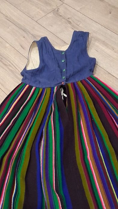 Sukienka ludowa wełniak Łowicka  dla szczupłej pani z prl  dół plisowo