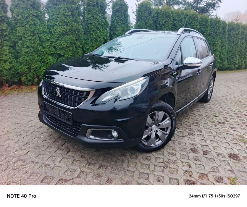Peugeot 2008 Peugeot 2008 Lift 1.2 benzyna 2018rok Nawigacja  Crossover
