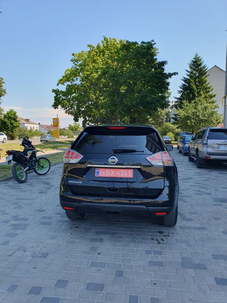 Nissan Rogue 2016p 2.5