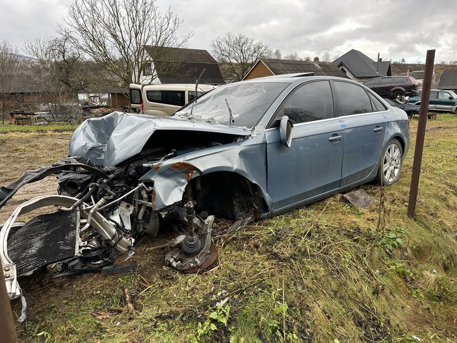 Ауді а4 2008 2.7 диз автомат можливо по запчастинам