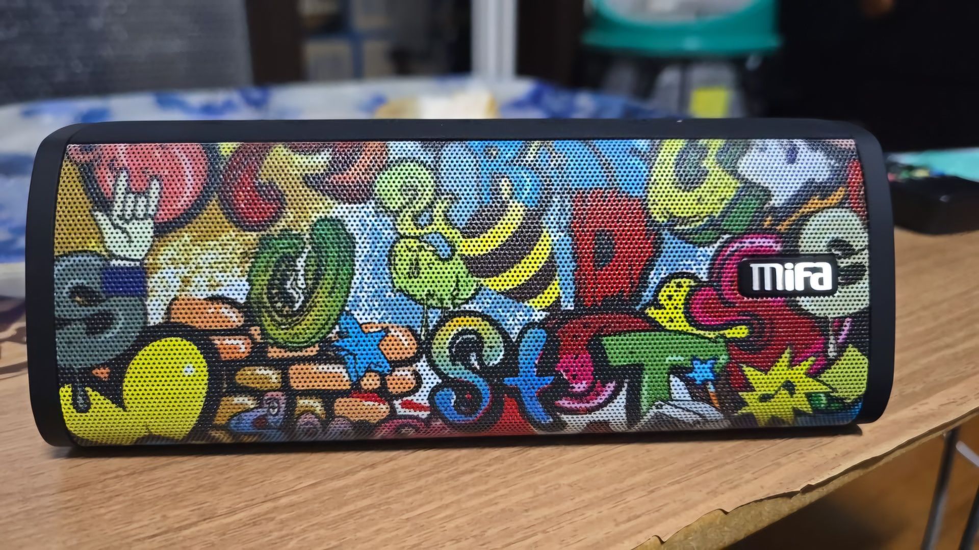 Портативная Bluetooth колонка Mifa А 10+360° Black Graffiti