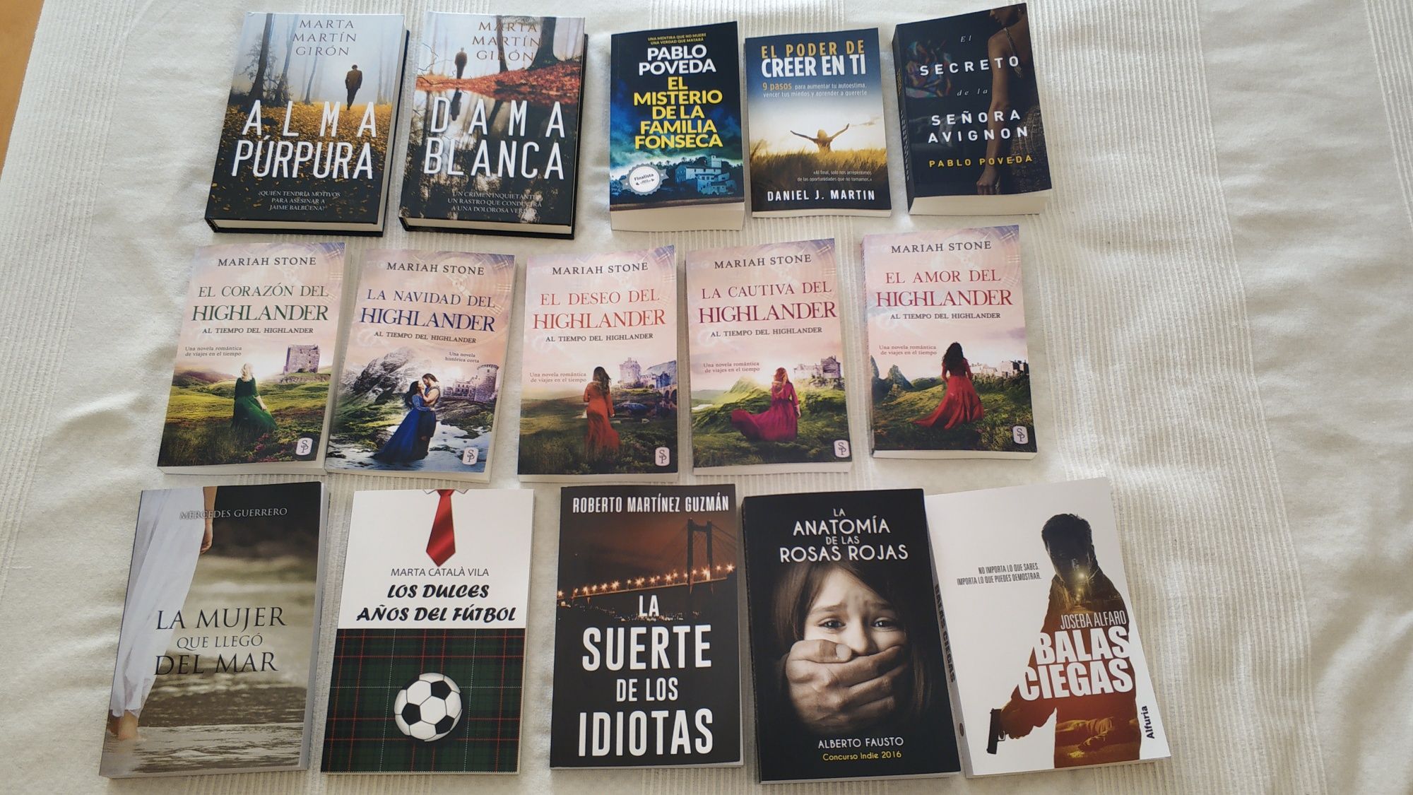 Conjunto de livros em espanhol
