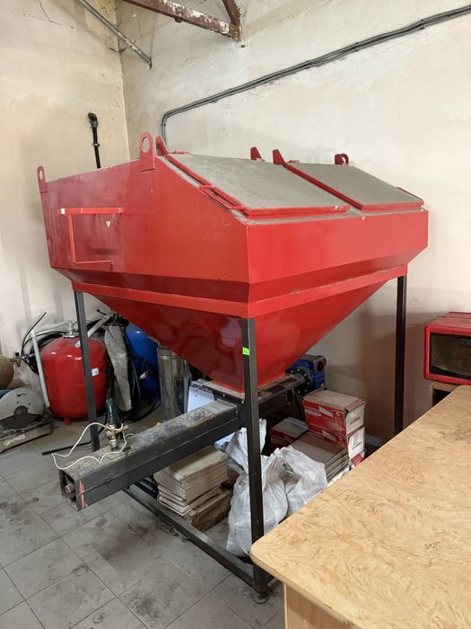 Бункерна ємність Retra, бункер для пелет з подачею