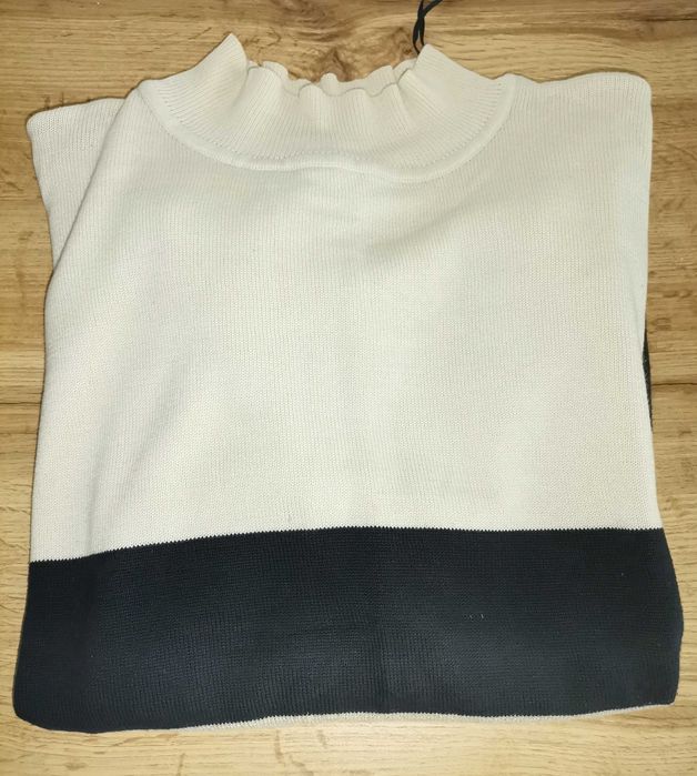 Golf Moodo rozmiar M w kolorze czarnym i beżowym