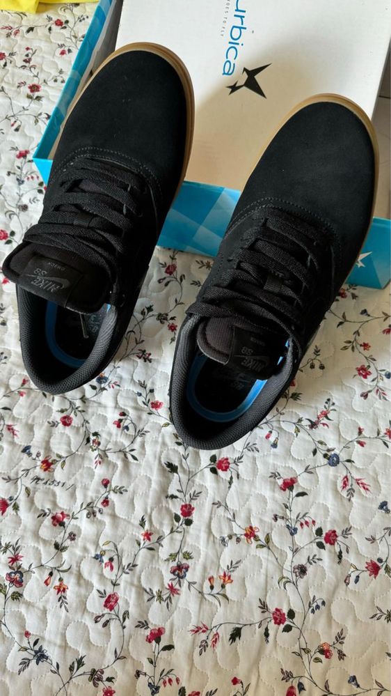 Nike Кеди нові розмір #40