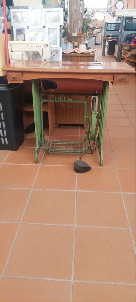 Maquina de costura
