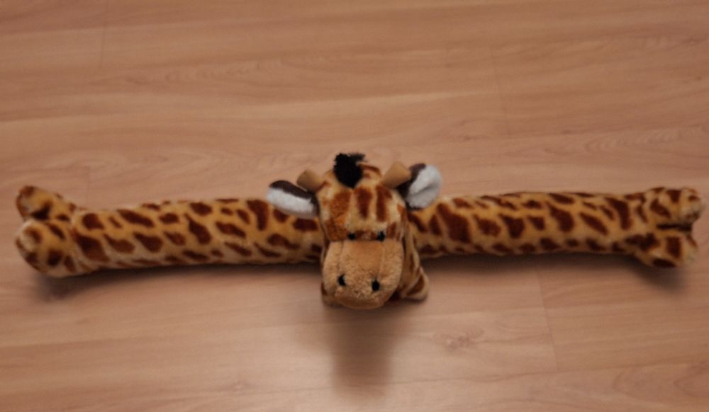 Żyrafa - maskotka lub ocieplacz