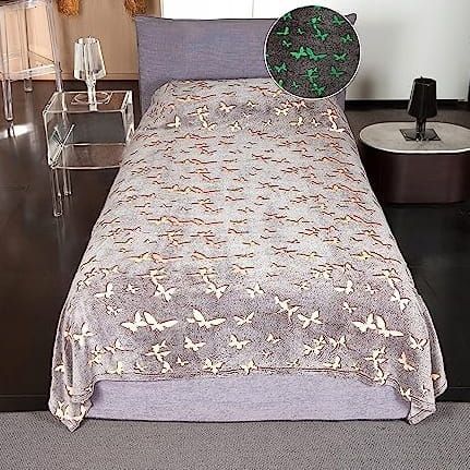 narzuta na łóżko koc 130x230 świeci w ciemności kn