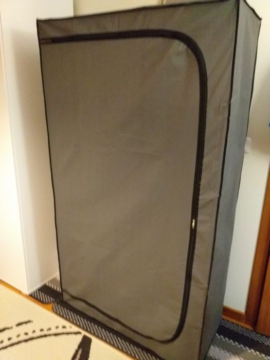 Roupeiro lona resistente 5prateleira,varão p cabides,2cores,PREÇO UNID