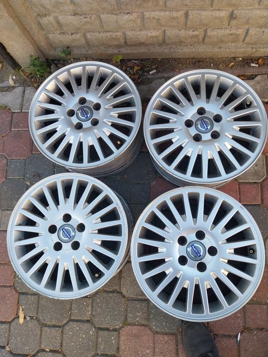 Oryginalne Felgi Aluminiowe Volvo R16 5x108 6.5J ET 52.5