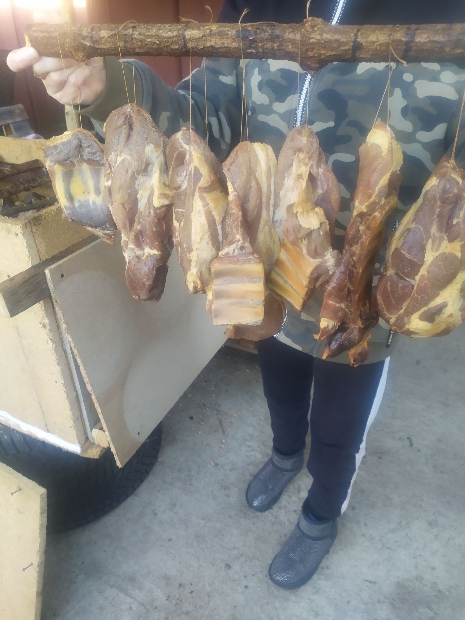 Крафтове м'ясо холодного копчення