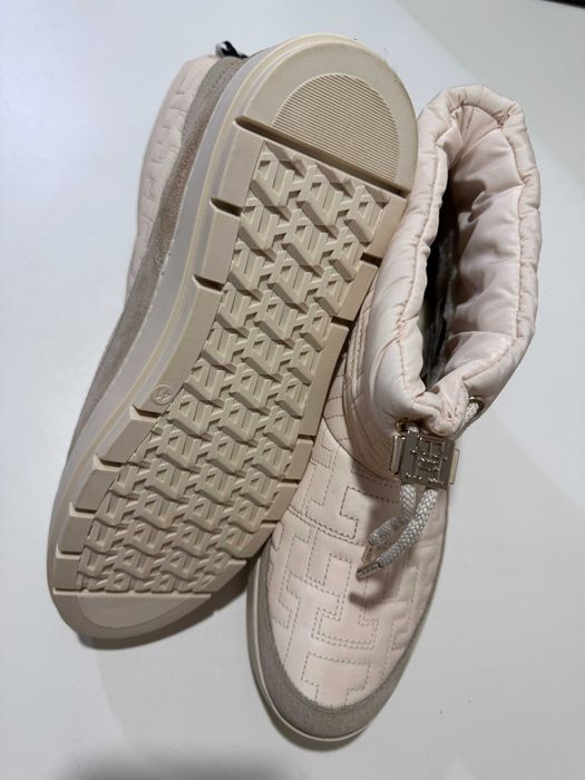 Чоботи  жіночі Tommy Hilfiger MONOGRAM SNOWBOOT, 41р